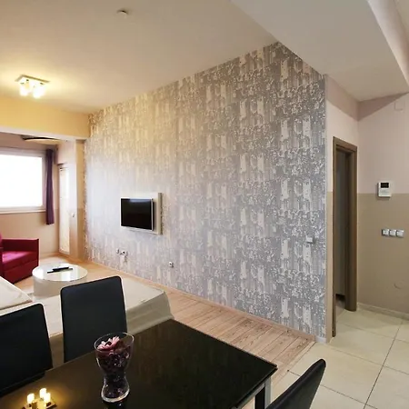 Luxury Premium Apartment